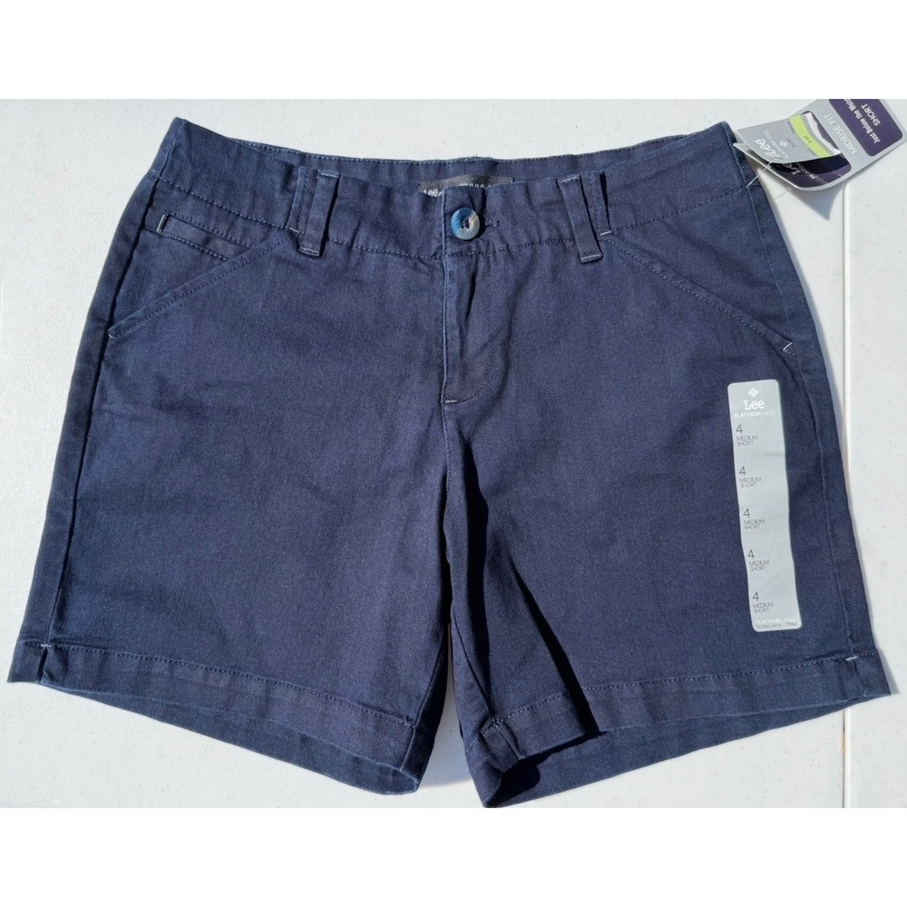 Lee Mid Rise Shorts Womens 4 Blue Stretch Casual NWT 5.5 Inseam